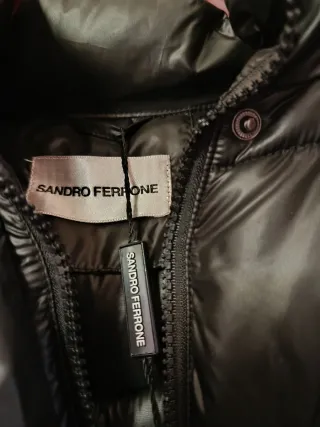 Giubbotto Sandro Ferrone nero con cappuccio