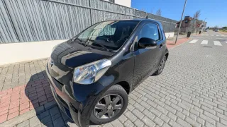 Toyota iQ 2009