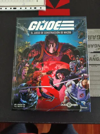 G.I. Joe: Juego de Construcción de Mazos + Promo