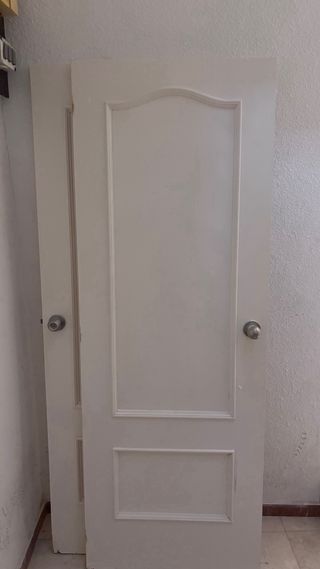 3 puertas modernas, 1 con cristales