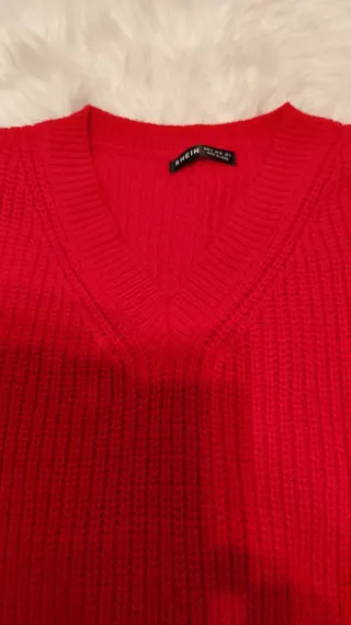 Jersey Rojo Cuello Pico