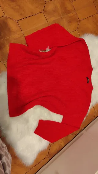 Jersey Rojo Cuello Pico