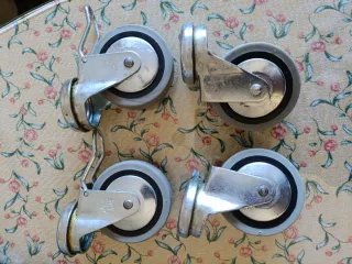 4 Ruedas para Muebles, 2 con Freno
