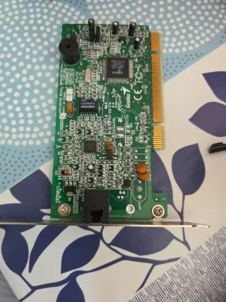 Módem interno PCI 56K