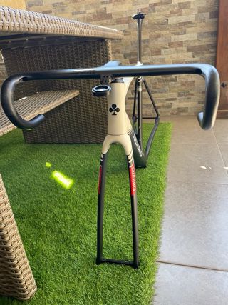 Colnago V5RS UAE Team Edition