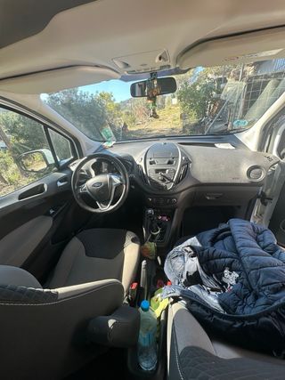 Ford Transit Courier 2018