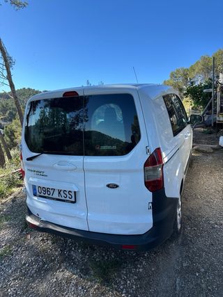 Ford Transit Courier 2018