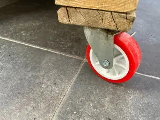 Sofá exterior palets con espumas a medida