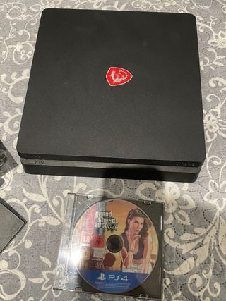 Consola PS4 (PlayStation 4) Negra + GTA V