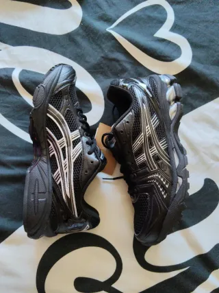 Asics Gel Kayano 14 Talla 44 Negro,SIN ESTRENAR