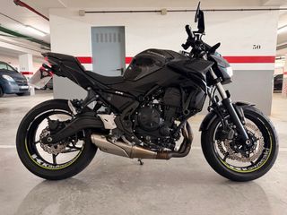 Kawasaki Z650 Negra