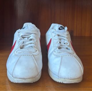 Nike Cortez Clásicas Blancas y Rojas