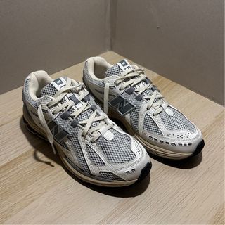 New Balance 1906R - Talla 42 (sin estrenar)