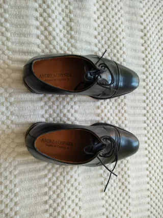 Zapatos Hombre Andrea Chenier T 39. Negro.Piel.