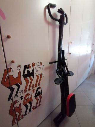 Attrezzo Toorx per squat e braccia