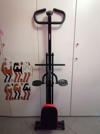 Attrezzo Toorx per squat e braccia