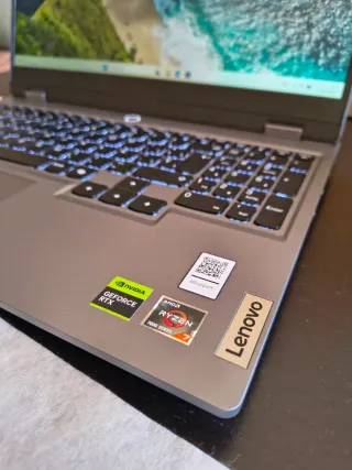 Portátil Gaming Lenovo LOQ 15ARP9 (Garantía)