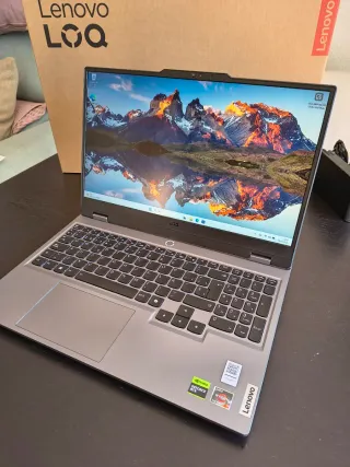 Portátil Gaming Lenovo LOQ 15ARP9 (Garantía)