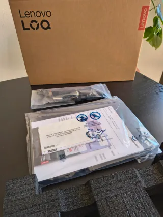 Portátil Gaming Lenovo LOQ 15ARP9 (Garantía)