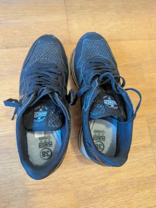 Zapatillas Munich Negras Talla 38