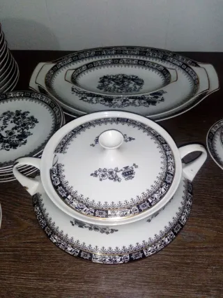 Vajilla porcelana azul y blanca