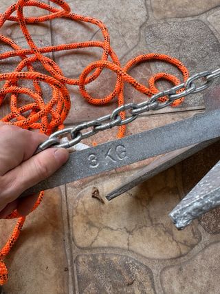 Ancla de arena con cadena y cuerda