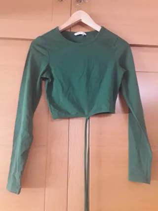 Top verde manga larga