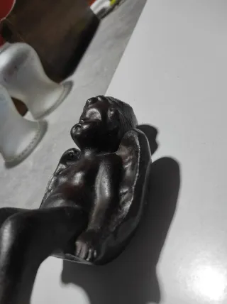 Ángel de arcilla marrón vintage