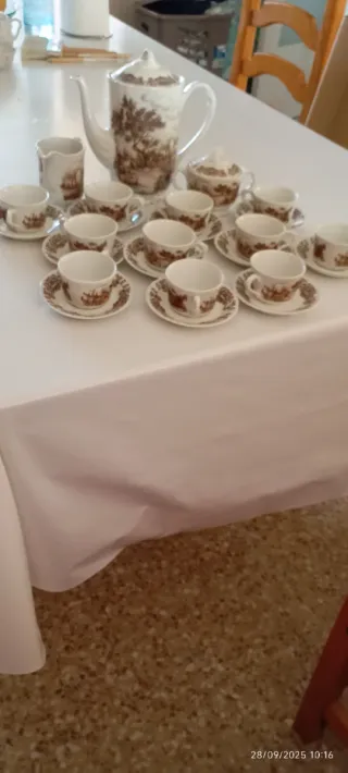 Juego de café porcelana marrón y blanco
