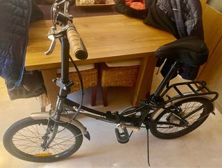 Bicicleta plegable negra