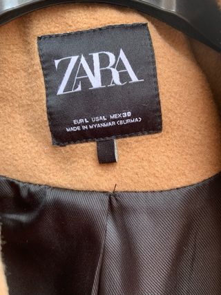 Abrigo Zara de paño.
