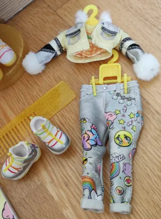 Muñeca Rainbow High Madison Sunny Invierno