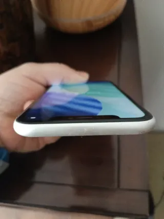 iPhone 11 Apple