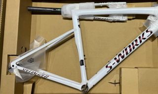 Quadro in carbonio (Colnago, Canyon, sl8, factor)