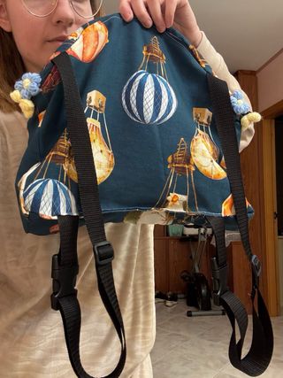 Zainetto trasportino blu con mongolfiere