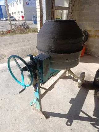 Hormigonera Imer 350