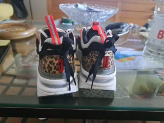 Zapatillas Nike Nuevas Talla 38