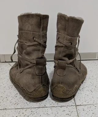 Botines ante marrón talla 37