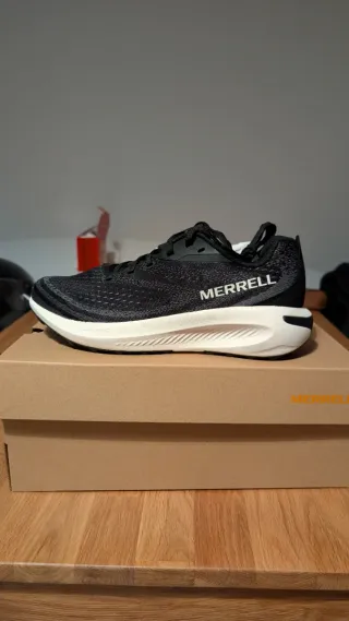 Zapatillas Merrell running T39 negras
