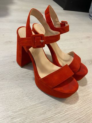 Sandalias Rojas de Plataforma