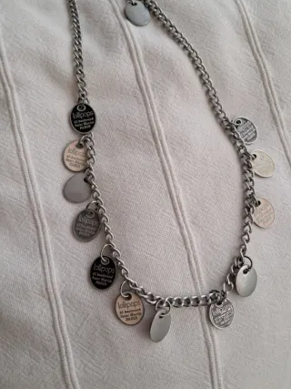 Tris collane materiali vari