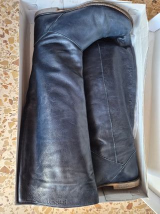 Botas de piel azul