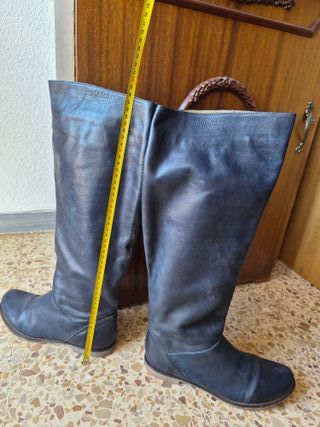 Botas de piel azul