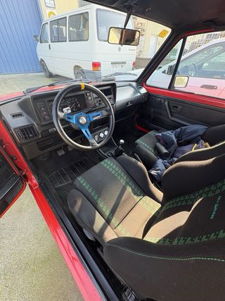 🚗 Volkswagen Golf GTI MK1 (1983)