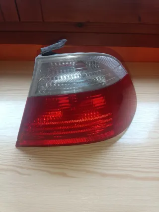 Pilotos traseros BMW E46