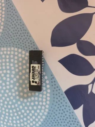 Chip BIOS Award PC/PNP 686