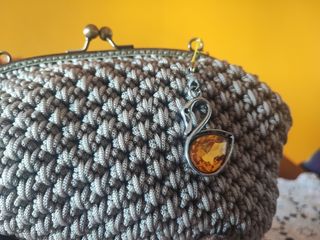 Pochette uncinetto fatta a mano beige