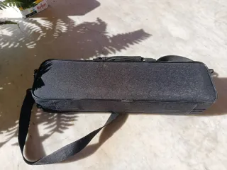 Flauta traversa plateada