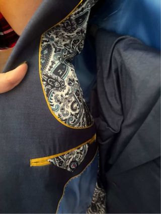 Traje de chaqueta azul marino