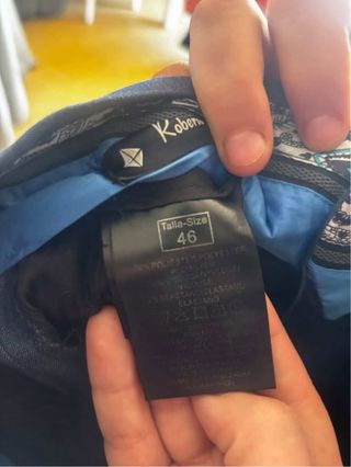 Traje de chaqueta azul marino